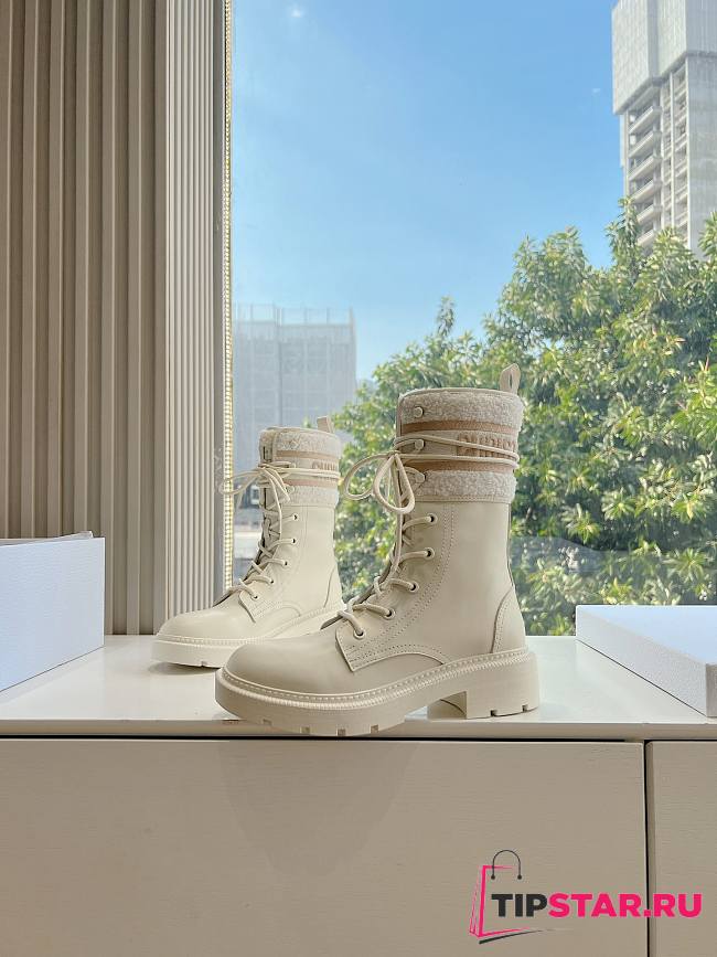 Dior D-Major Ankle Boots In White - 1