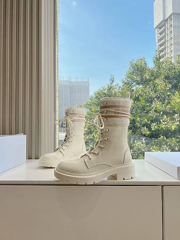Dior D-Major Ankle Boots In White