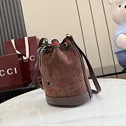 Gucci Venice mini bucket bag in suede brown - 6