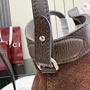 Gucci Giglio small tote bag in suede brown - 4