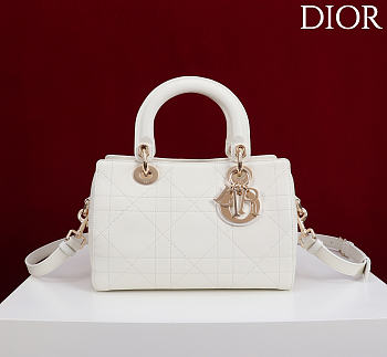 Dior Small D Granville Flat Macrocannage Gold Hardware In White