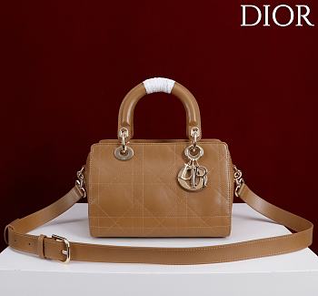 Dior Small D Granville Flat Macrocannage Gold Hardware In Tan